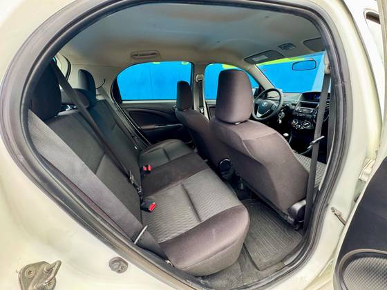 TOYOTA ETIOS 1.3 X 16V FLEX 4P MANUAL TOYOTA ETIOS 1.3 X 16V FLEX 4P MANUAL